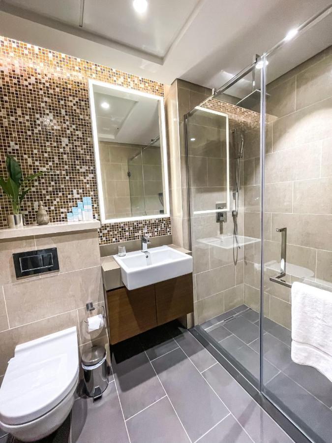 STAY Splendid Studio Holiday Home near Burj Khalifa Dubai Luaran gambar